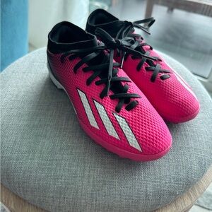 Adidas Kids x Speedportal 3 Soccer Cleats Pink/Black New, never used. Size 3.